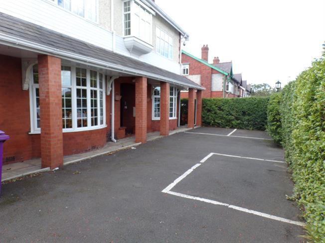 Manor House Hotel Bootle  Exterior photo